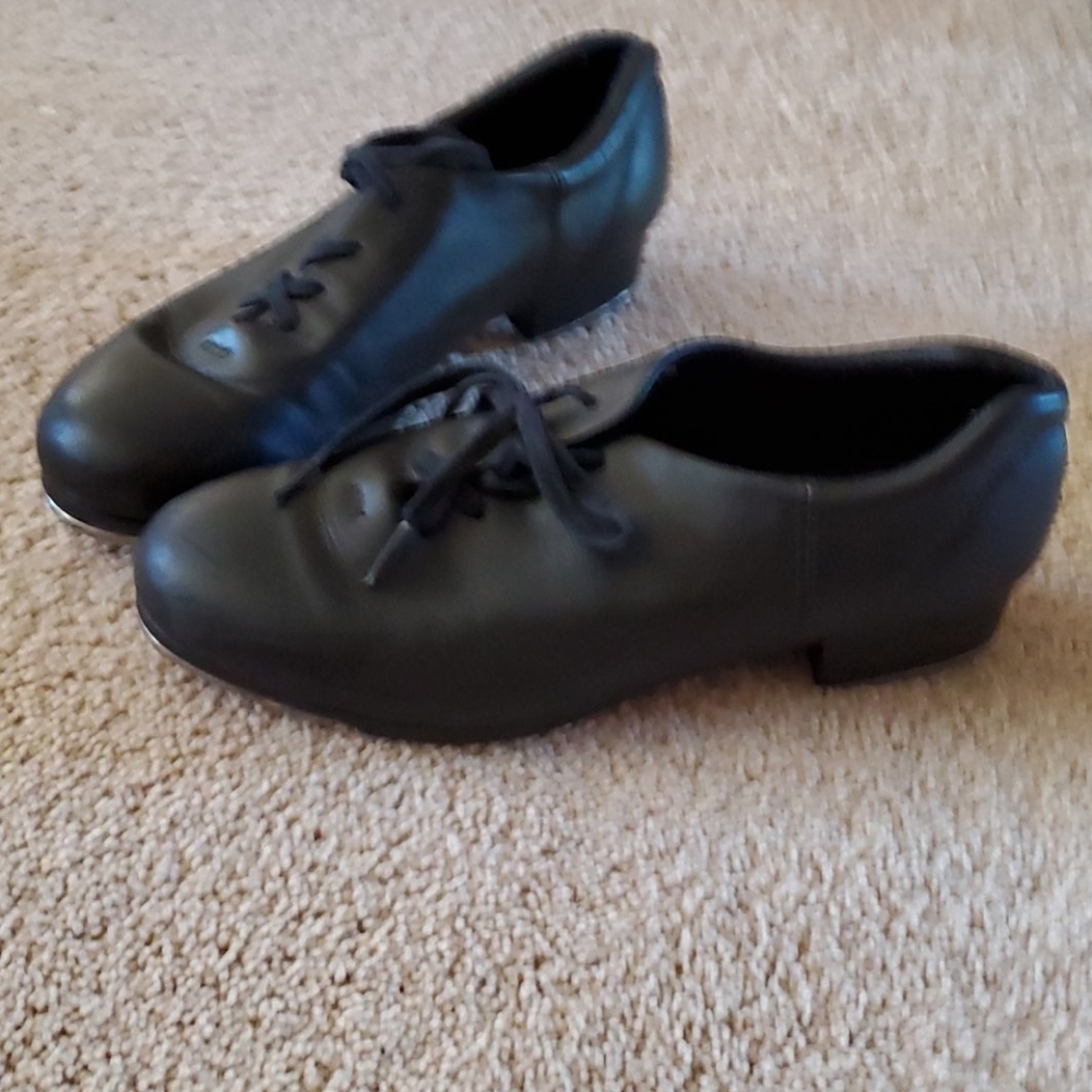 Lightly Used Tap Shoes